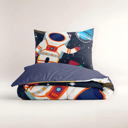 Little Monster Kinderdekbedovertrek Spaceman Blauw 140 x 200/220 - van Little Monster - Nu verkrijgbaar bij Mijn Voordeelshop!