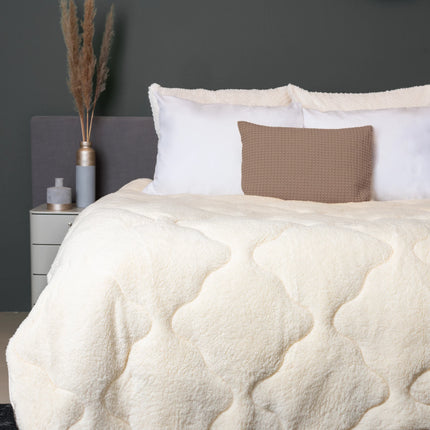 Sleeptime Lazy Teddy Dekbed Zonder Overtrek Creme - van Sleeptime - Nu verkrijgbaar bij Mijn Voordeelshop!