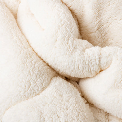 Sleeptime Lazy Teddy Dekbed Zonder Overtrek Creme - van Sleeptime - Nu verkrijgbaar bij Mijn Voordeelshop!