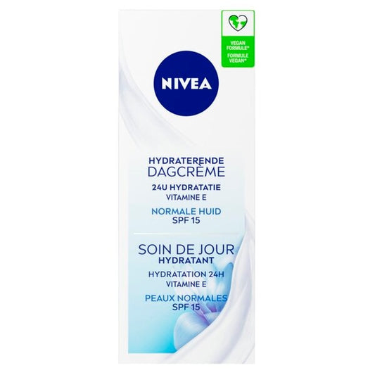 Nivea Hydraterende Dagcrème met SPF15 (50 ml) - van Nivea - Nu verkrijgbaar bij Mijn Voordeelshop!